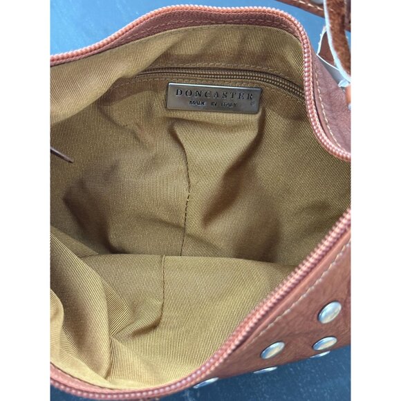 1980s/90s leather handbag with silver metal studs on front and back by Doncaster - Picture 5 of 7